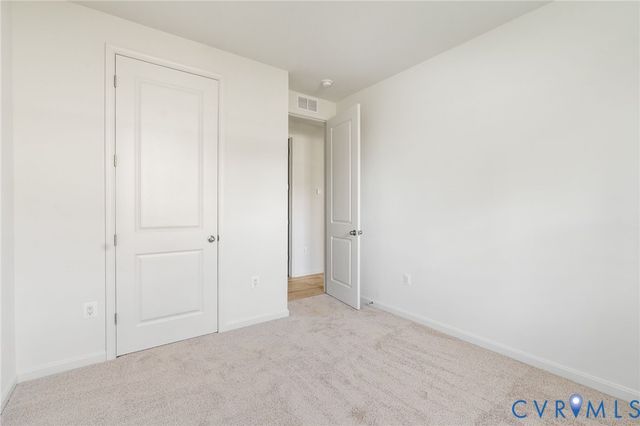 2249 Kennington Pky, Aylett, VA 23009