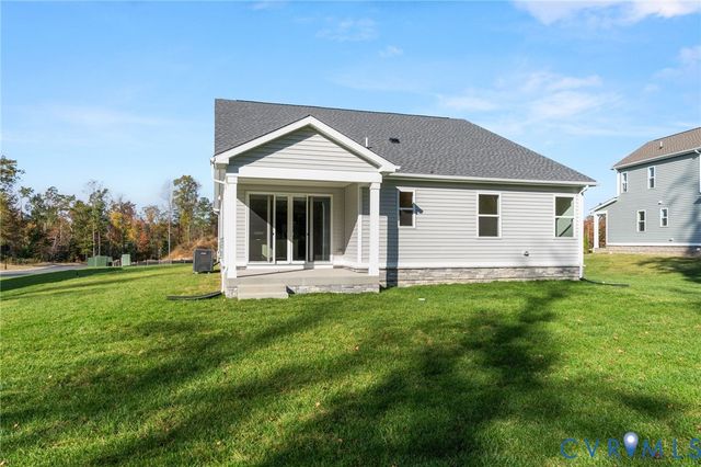 2249 Kennington Pky, Aylett, VA 23009