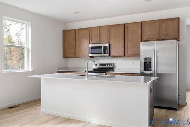 2249 Kennington Pky, Aylett, VA 23009