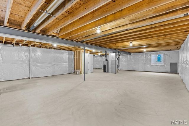 41 Millwell Drive, Maryland Heights, MO 63043