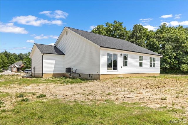 41 Millwell Drive, Maryland Heights, MO 63043