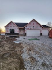 41 Millwell Drive, Maryland Heights, MO 63043