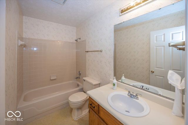 3046 Crimson Court E 61, Carmel, IN 46033