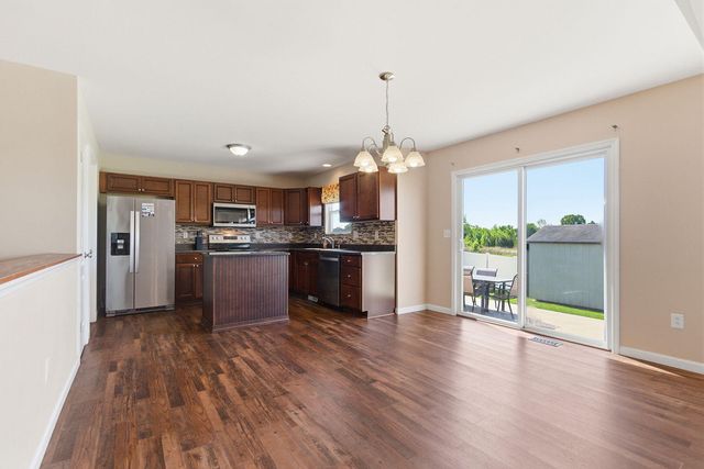 107 CHESTNUT RIDGE DR, Wright City, MO 63390