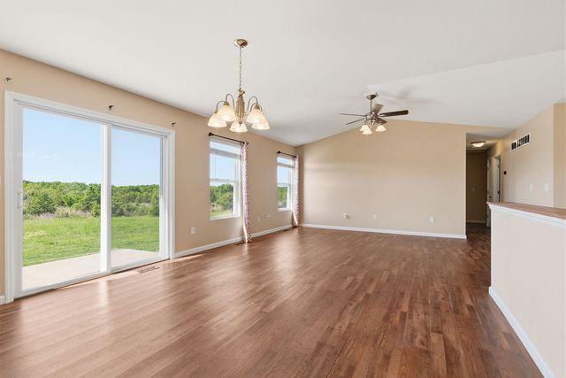 107 CHESTNUT RIDGE DR, Wright City, MO 63390