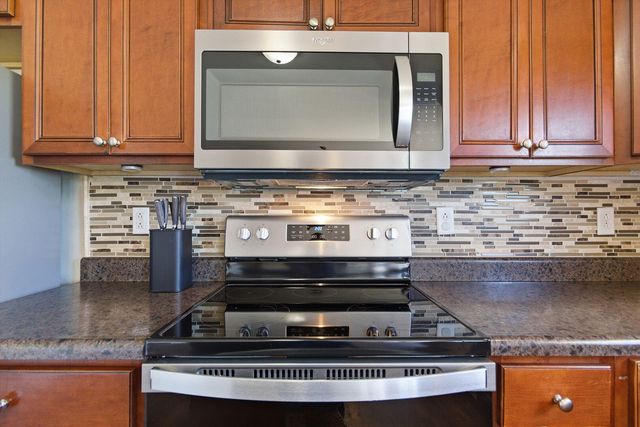 107 CHESTNUT RIDGE DR, Wright City, MO 63390