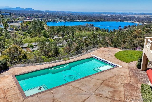 11211 Windbrook Way, San Diego, CA 92131