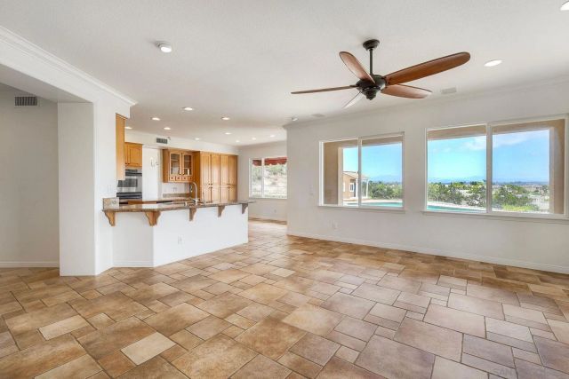 11211 Windbrook Way, San Diego, CA 92131