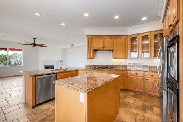 11211 Windbrook Way, San Diego, CA 92131