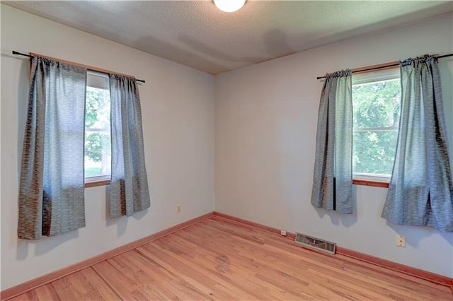 1946 Cherokee Street, Leavenworth, KS 66048