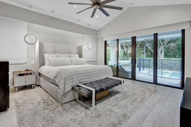 5789 Hamilton Way, Boca Raton, FL 33496