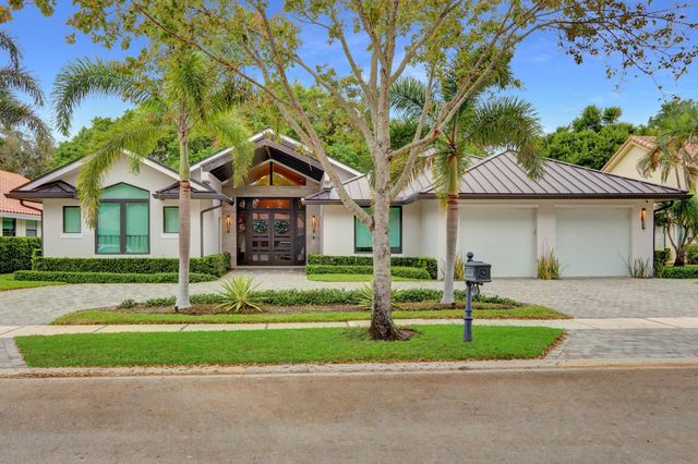 5789 Hamilton Way, Boca Raton, FL 33496