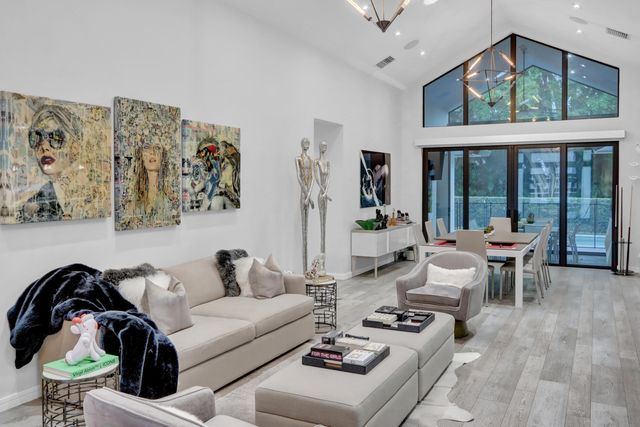 5789 Hamilton Way, Boca Raton, FL 33496