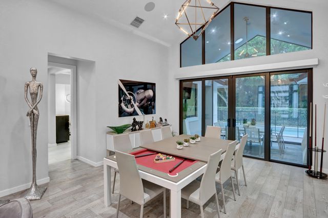 5789 Hamilton Way, Boca Raton, FL 33496