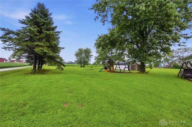 3564 Shrine Road, Springfield, OH 45502