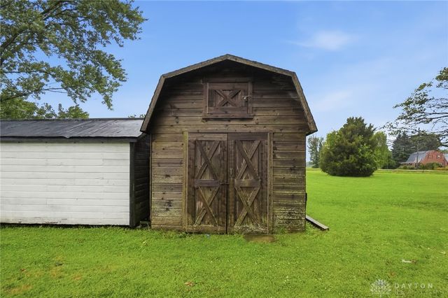 3564 Shrine Road, Springfield, OH 45502