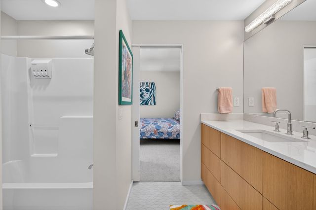 217 49th Street, Des Moines, IA 50312