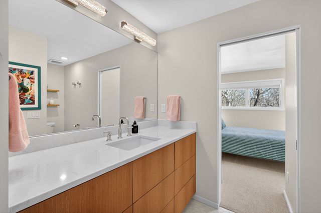 217 49th Street, Des Moines, IA 50312