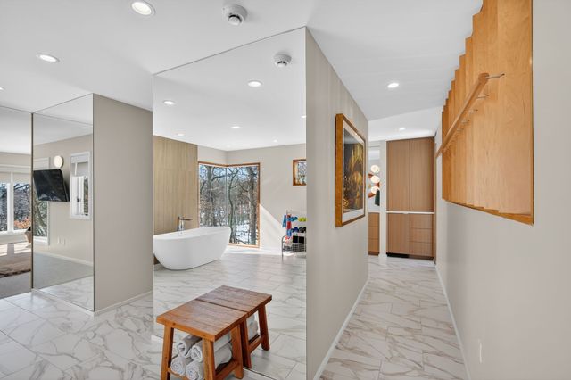 217 49th Street, Des Moines, IA 50312