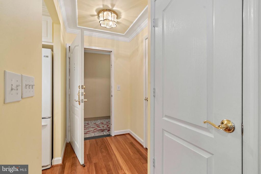 901 N MONROE ST #509, Arlington, VA 22201