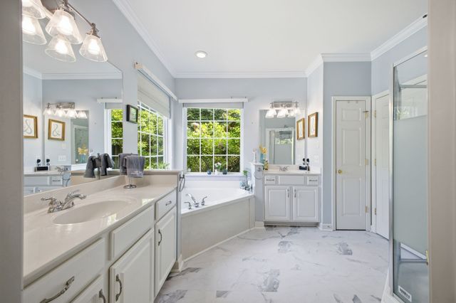 1013 Wyntergrace Farm Rd, Old Hickory, TN 37138