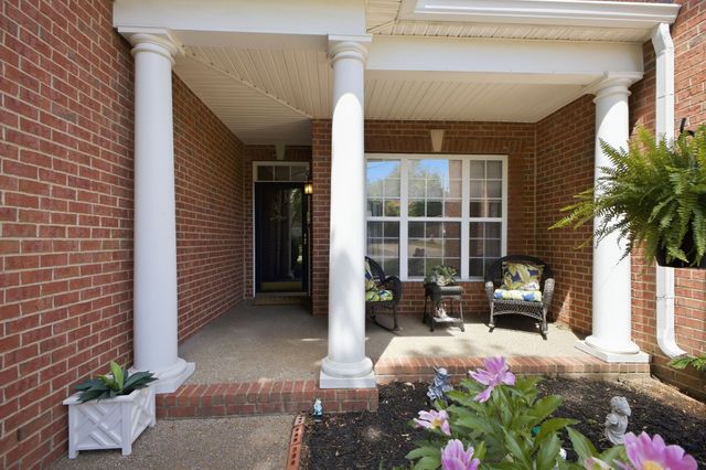 1013 Wyntergrace Farm Rd, Old Hickory, TN 37138