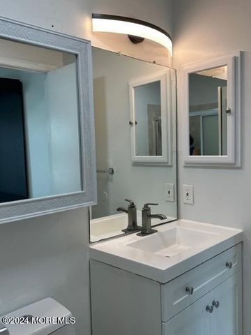 127 Bedford Place, Morganville, NJ 07751
