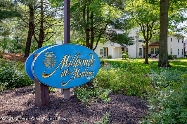 127 Bedford Place, Morganville, NJ 07751