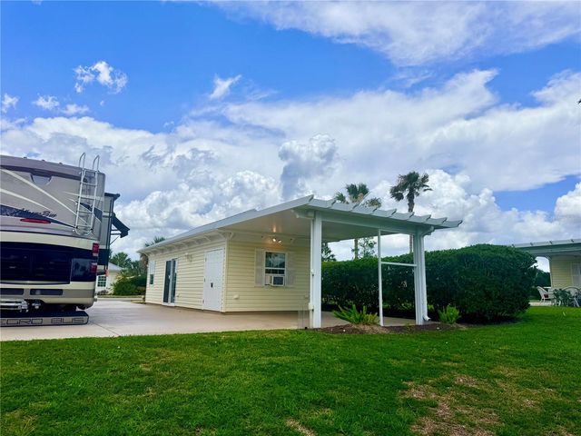 4817 SE 94TH AVENUE, Webster, FL 33597