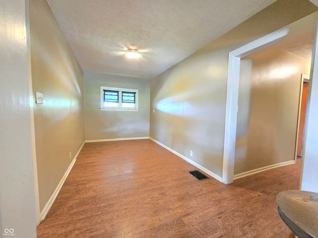 2092 N 250 E, Rushville, IN 46173