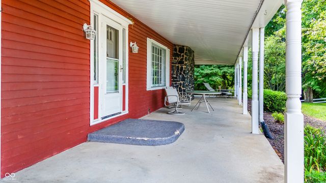 2092 N 250 E, Rushville, IN 46173