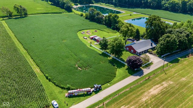 2092 N 250 E, Rushville, IN 46173