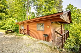 295 Blue Ridge Parkway, Bryson City, NC 28713