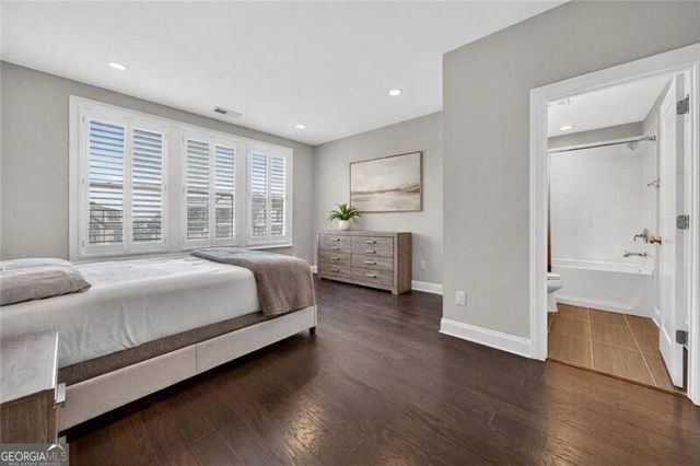 2180 Peach Lane SE, Smyrna, GA 30080