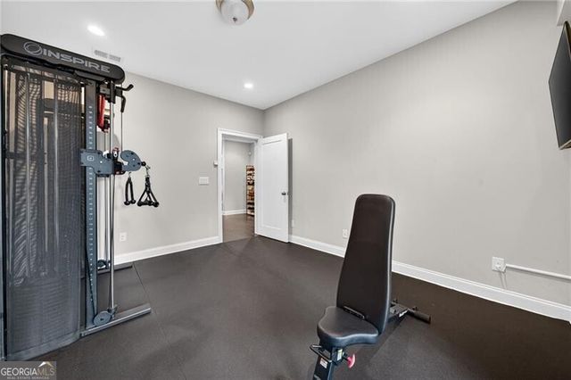 2180 Peach Lane SE, Smyrna, GA 30080