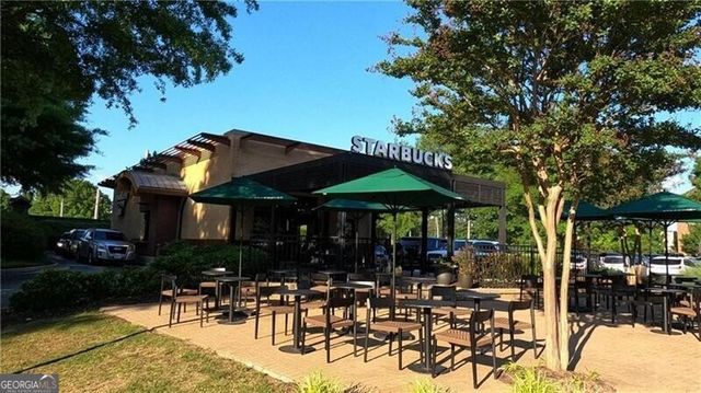 2180 Peach Lane SE, Smyrna, GA 30080