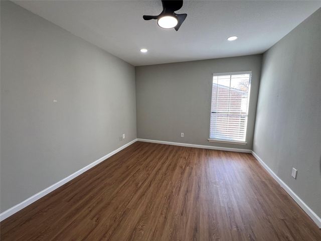 10601 South Drive 73, Houston, TX 77099