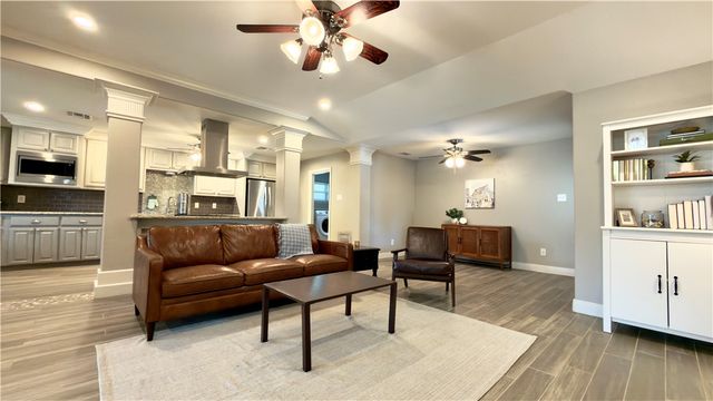 638 Moray Pl, Corpus Christi, TX 78411