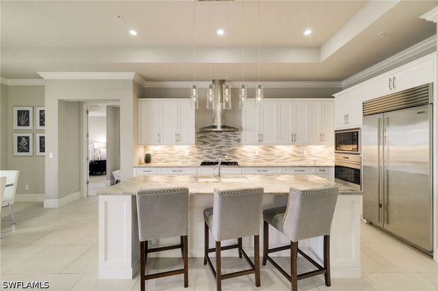 11022 Via Tuscany LN 101, Miromar Lakes, FL 33913