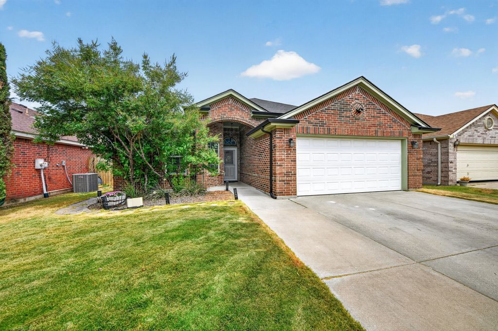 9228 Jason Drive, White Settlement, TX 76108 — photo 3