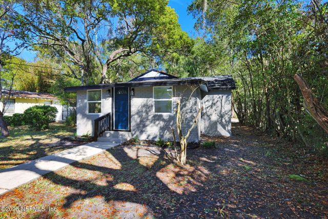 5807 CASTELLANO Avenue, Jacksonville, FL 32208