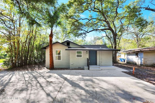 5807 CASTELLANO Avenue, Jacksonville, FL 32208