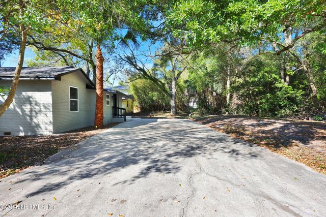 5807 CASTELLANO Avenue, Jacksonville, FL 32208