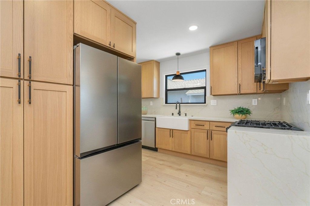 17200 Lanark Street, Lake Balboa, CA 91406 — photo 5