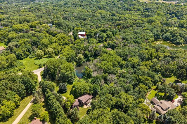 6306 Crackleberry Trail, Woodbury, MN 55129