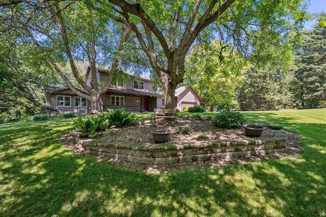 6306 Crackleberry Trail, Woodbury, MN 55129