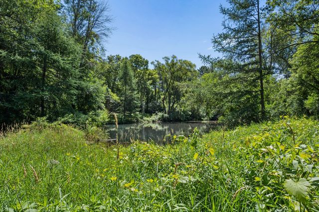 6306 Crackleberry Trail, Woodbury, MN 55129