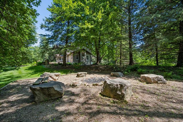 6306 Crackleberry Trail, Woodbury, MN 55129
