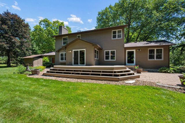 6306 Crackleberry Trail, Woodbury, MN 55129