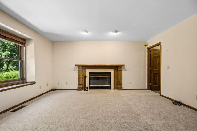 6306 Crackleberry Trail, Woodbury, MN 55129